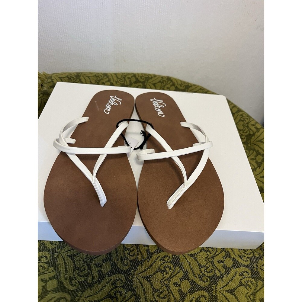 NWT VOLCOM White Strappy ALL DAY LONG SANDAL Flip Flop Sz 9